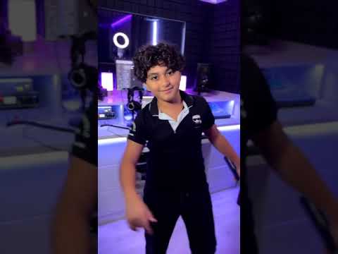 Видео: Goga Galstyan- Настроение кайф (кавер)