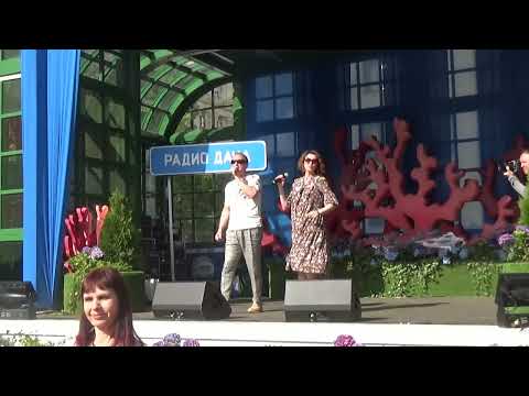 Видео: Виктор Рыбин и Наталья Сенчукова (Рыбная Неделя,Тверская площадь,Радио Дача,04.06.2022)