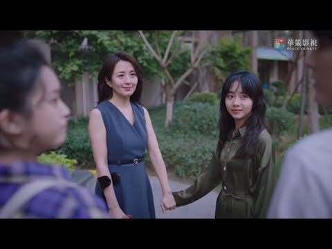 Видео: Мать уехала из страны и отдала главного героя женской роли на попечение.