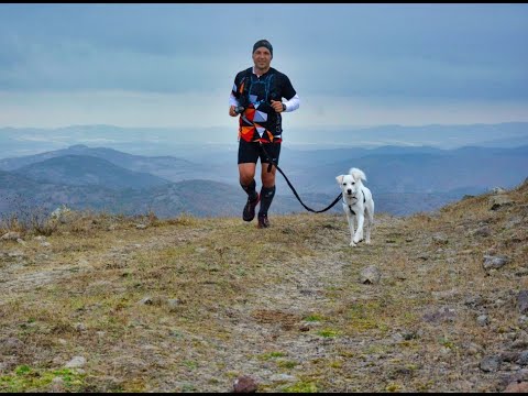 Видео: Надбягване в източни Родопи - 21км /планинско бягане с Били/