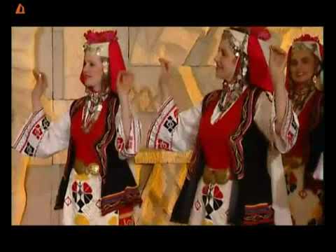 Видео: Илка Александрова- Завило се вито хоро-Хор.китка,2003