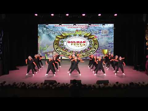 Видео: Dream Team Современная хореография 10-12 лет танец “Tokyo street “ Laura Abat