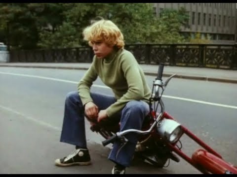 Видео: Грустная песенка Сыроежкина (1979) Елена Камбурова