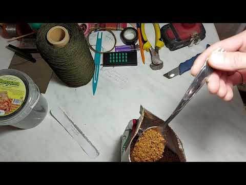 Видео: корм для насекомоядных птиц Versele-Laga NutriBird Insect Patee