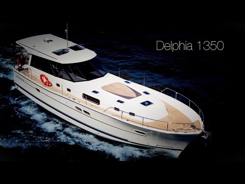 Видео: Ищу лодку. Осмотр моторной яхты Delphia 1350