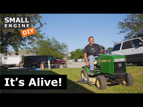 Видео: John Deere 170 с Kawasaki FC420V в действии. Часть 3.