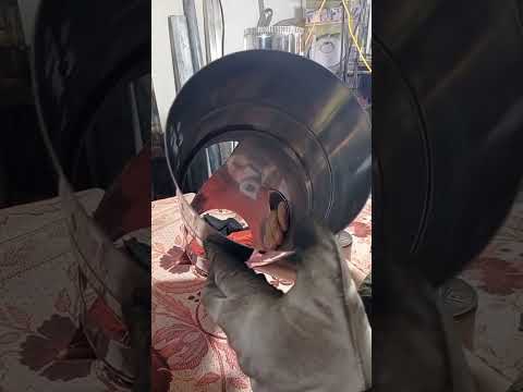 Видео: Формую тройнік 160/220 мм з врівзкою під кутом 45 градусів, який буде мати ревізію навпроти 