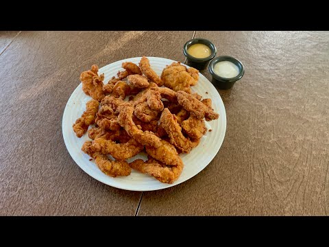 Видео: Куриные наггетсы. Быстро, просто, вкусно. И вся семья довольная. 