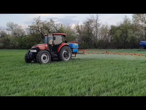 Видео: Оприскування пшенички  від сорняків та підживлення мікродобривами