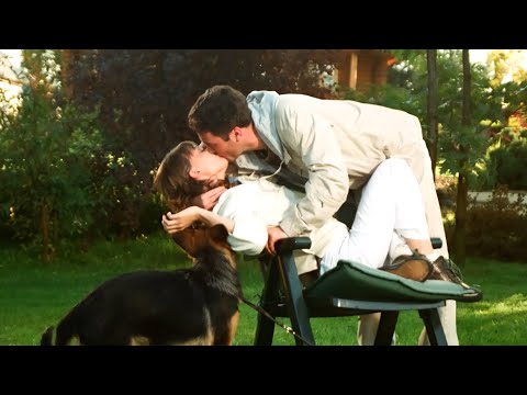 Видео: ФИЛЬМ ОПАСНАЯ ПРИВИЛЕГИЯ! ТЕЛОХРАНИТЕЛЬ НА СТРАЖЕ ДОЧЕРИ МАГНАТА! Лабиринты любви! Русский фильм