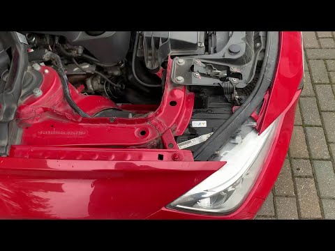 Видео: BMW F30 неисправность ксеноновой фары. Программа BMW ISTA Rheingold. Замена ксеноновой лампы.
