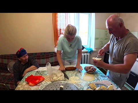 Видео: ГОСТЬ из Узбекистана учит меня делать МАНТЫ по новому рецепту.