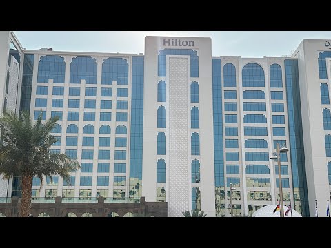 Видео: Дубай Хилтон Палм Джумерия: тур и обзор
