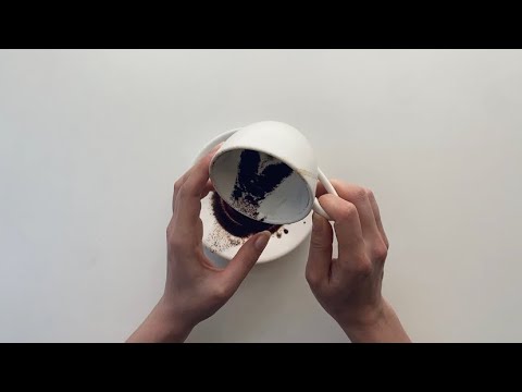 Видео: ОБА МОЛЧИМ💔онлайн гадание на кофейной гуще сегодня его молчание пауза или конец отношение сейчас