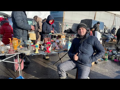 Видео: Барахолка или поле чудес Ждановичи. Деньги на мусоре Витёк мусорщик