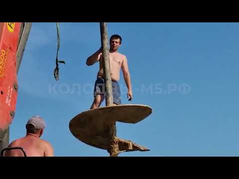 Видео: Бурение колодца машиной – 9 колец за 2 часа