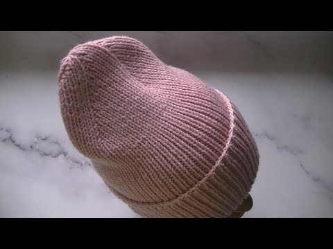 Видео: МОДНАЯ ШАПКА-ЛУКОВКА С МАКУШКОЙ  ПО  ДИАГОНАЛИ РЕЗИНКОЙ 1*1.