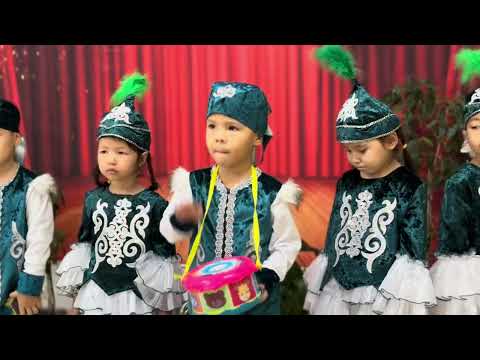 Видео: Балалар музыкалық аспаптар оркестрі N13 "Нұрбөбек - Тереңөзек "балабақшасы 