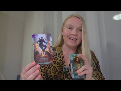 Видео: Полнолуние 🌕 Затмение 🌑 Прогноз таро для всех знаков Зодиака ♈️ ♉️ ♊️ ♋️ ♌️ ♍️ ♎️♏️♐️♑️♒️♓️