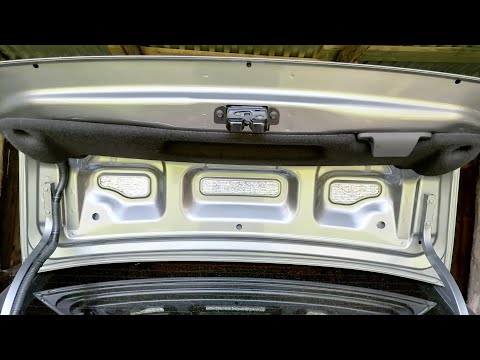 Видео: #шумоизоляция крышки багажника на LADE VESTE