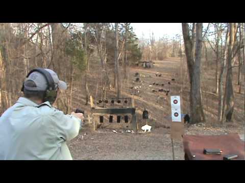 Видео: Beretta 92FS против Glock