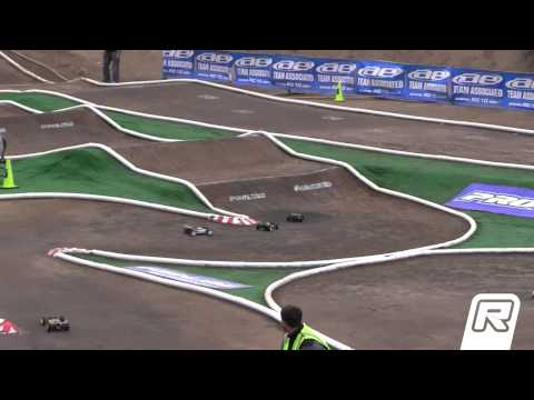 Видео: Чемпионат мира по бездорожью IFMAR EP 2013 года — 4WD, этап 3, основной этап