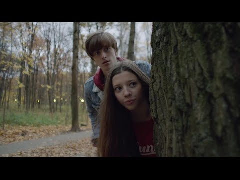 Видео: САМА ДУРА 2 сезон 6 серия КРИС И МАША ДЕЛЯТ РОДИТЕЛЕЙ
