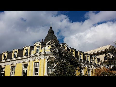 Видео: Разходка по улица Александровска.