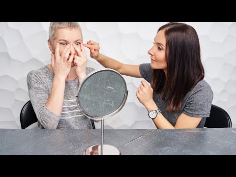 Видео: Евгения Баглык и ее мама. Секреты молодости | Facebuilding | Jenya Baglyk Face School