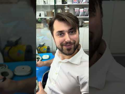 Видео: Нижегородский Джокер чинит AirPods Max, приводя аудиторию в состояние вах*евления смотреть онлайн.