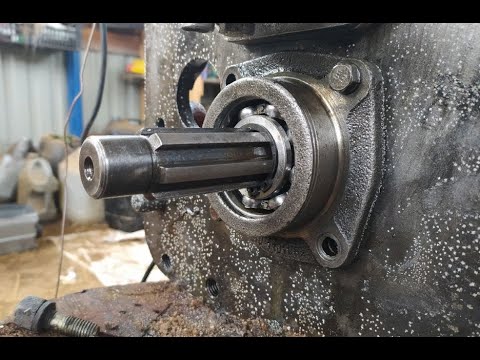 Видео: Сборка КПП ЮМЗ 6/часть 2\/assembly of the YMZ tractor gearbox part 2