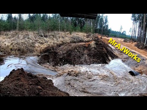 Видео: Уборка вокруг водопропускной трубы