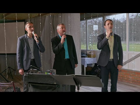 Видео: ХАЙ ЩАСТИТЬ ВАМ В ДОРОЗІ (весільна пісня)