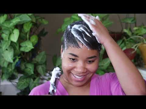 Видео: СДЕЛАЙТЕ МНЕ ПРИЧЕСКУ | Химическая завивка, моделирующие волосы и укладка моей стрижки пикси дома