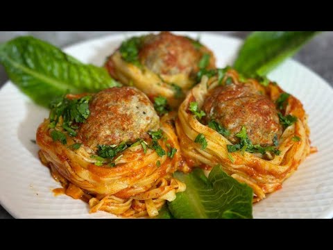 Видео: ГНЁЗДА ИЗ МАКАРОН с фаршем/Вкусный ужин за 30 минут для всей семьи/Շատ համեղ ուտեստ Մակարոնով և մսով