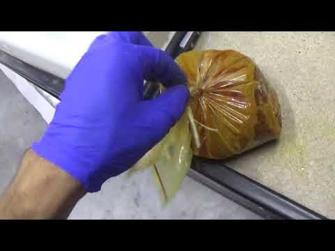 Видео: Как очистить хром с пластика. Антихром