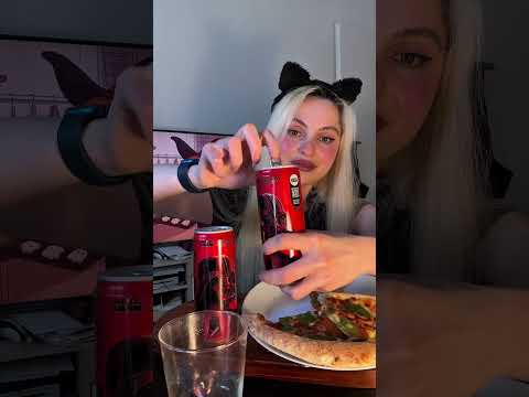 Видео: Пицца с Колой (Pizza Coca Cola Mukbang)