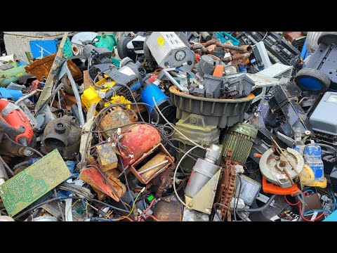 Видео: ПОХОД НА МЕТАЛЛОПРИЕМКУ В БЕЛЬГИИ # 406 свежие ништяки