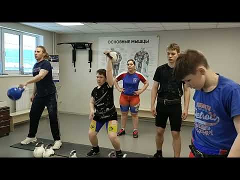 Видео: Гиревой спорт. Толчок интервалы+ длинный подход 100раз.