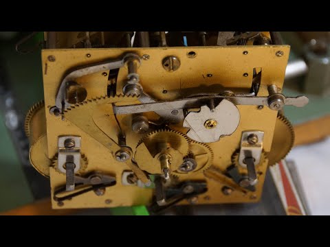 Видео: Ремонт часов с боем четвертей 1 я часть