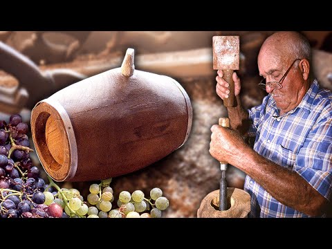 Видео: Деревянный сундучок ручной работы для хранения и транспортировки домашнего вина.