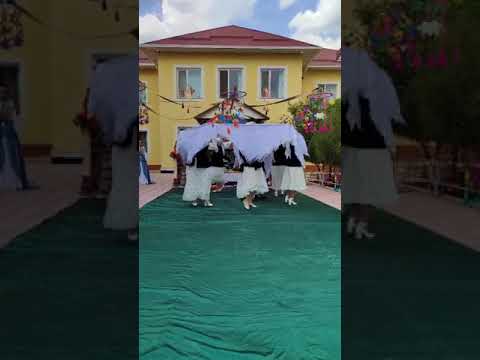 Видео: "Ене тәрбиесі". Бинұр бөбекжай балабақшасының тәрбиешілері