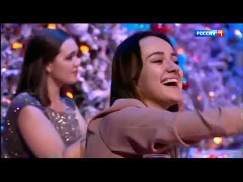 Видео: Новогодний Голубой огонек 2021 Николай Басков=дико тусим,девочка космос