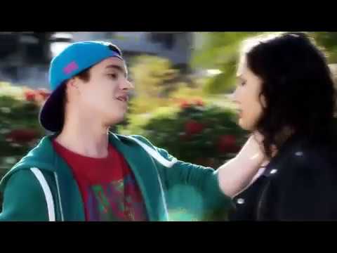 Видео: Макси и Нати (Виолетта)