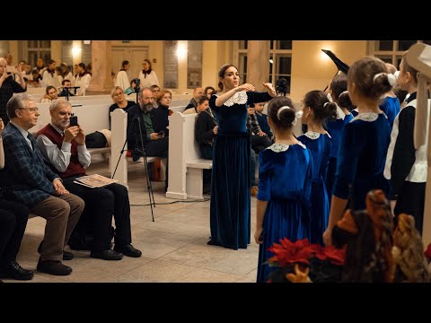 Видео: "Рождественская песня" из оперы "Под Первой Звездой" (муз. В. Плешака, сл. А. Шульгиной)