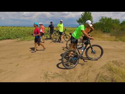 Видео: Габра, Крушовица по черно и дъжд