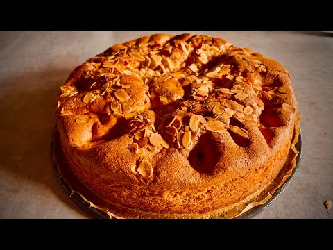 Видео: Бисквитно- яблочный пирог