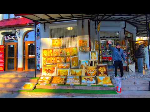 Видео: Спекотний листопад, порожній Трускавець, ранок на курорті, прогулянка на бювет через базар