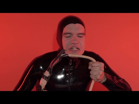 Видео: BadComedian Все мужики в форме - Союз Спасения (ПРОТЕСТ НА КОЛЕНЯХ от 1 канала)