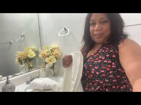 Видео: НЕБОЛЬШОЙ БЮДЖЕТНЫЙ РЕМОНТ ВАННОЙ КОМНАТЫ!!!